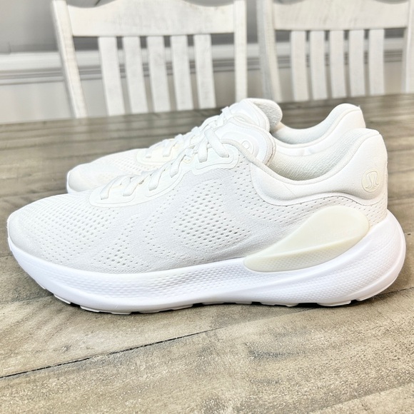 lululemon athletica Shoes - Lululemon Men’s All White Beyondfeel Running Shoes Size 10.5